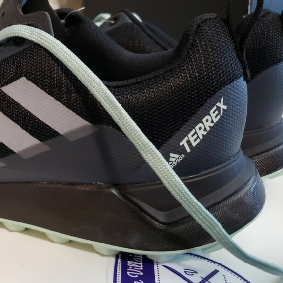 Women's Adidas Terrex CMTK W Athletic size 7 8 9 - Picture 2 of 8